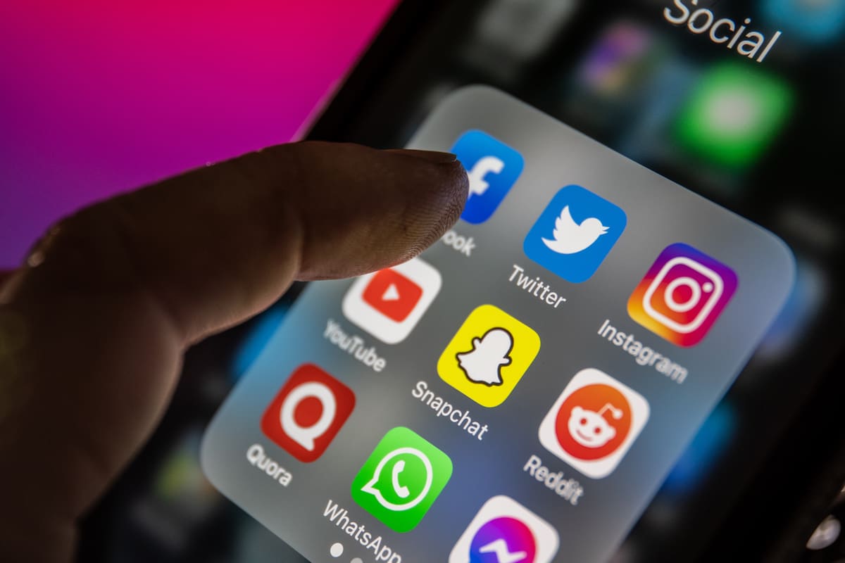 Redes sociales: la mayoría prefiere limitar los contenidos nocivos frente a la libertad total