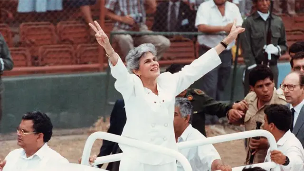 Fallece Violeta Chamorro, la primera mujer presidenta electa en América