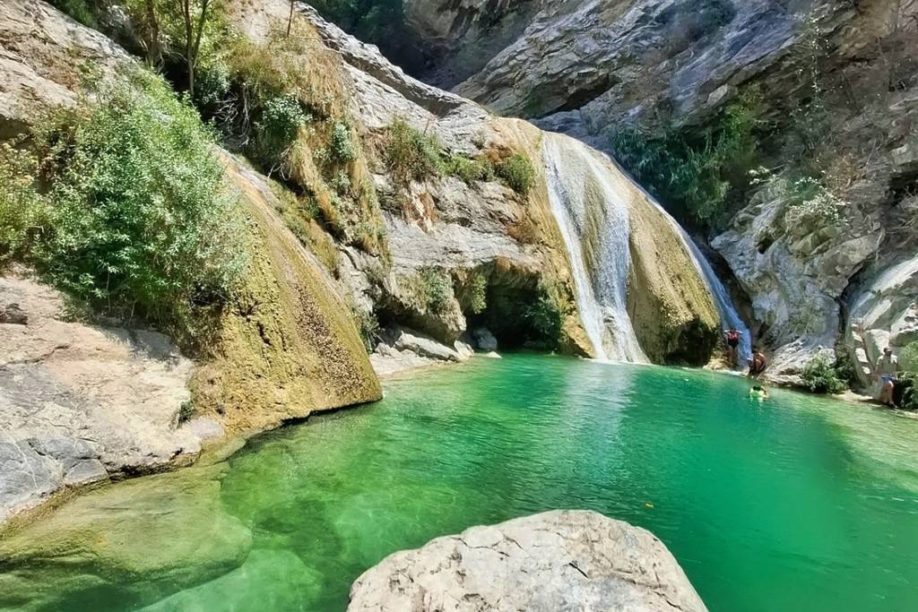 El Aguacate: pozas turquesa y senderismo en el paraíso oculto de Puebla