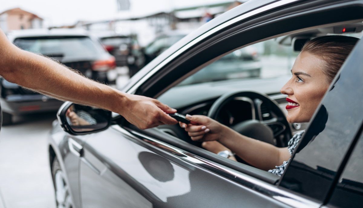 Autos seminuevos o usados: ¿qué opción te conviene más?