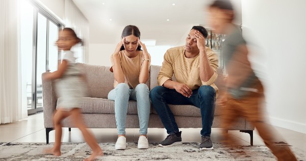 Cómo enfrentar el estrés familiar y fortalecer la armonía en el hogar