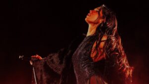 Dua Lipa estrena película de conciertos grabada en México: así puedes verla gratis